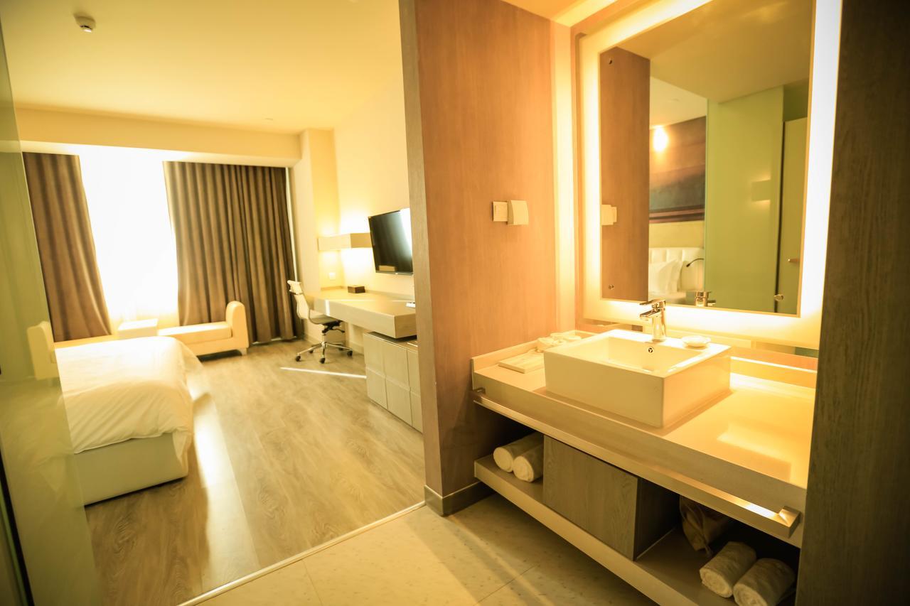 Metropolo Jin Jiang Hotels Turpan Administrative The Heart Of Pai Экстерьер фото